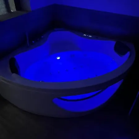 Maspalomas Jacuzzi Bungalow Las Palmas de Gran Canaria